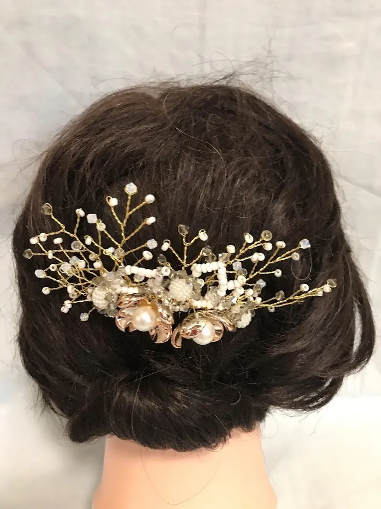ビーズのヘアアクセサリー